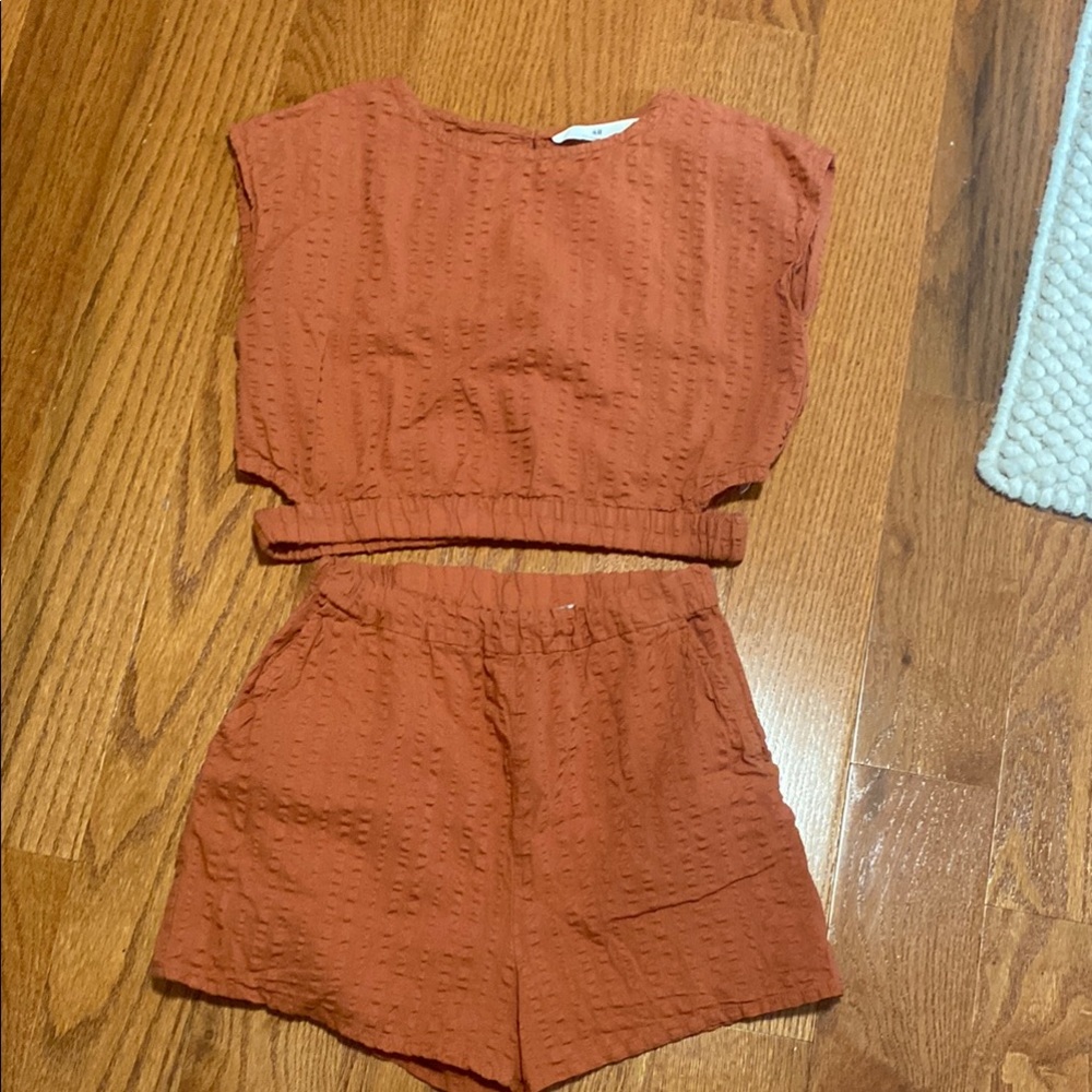 H&M Terracotta Textured Set